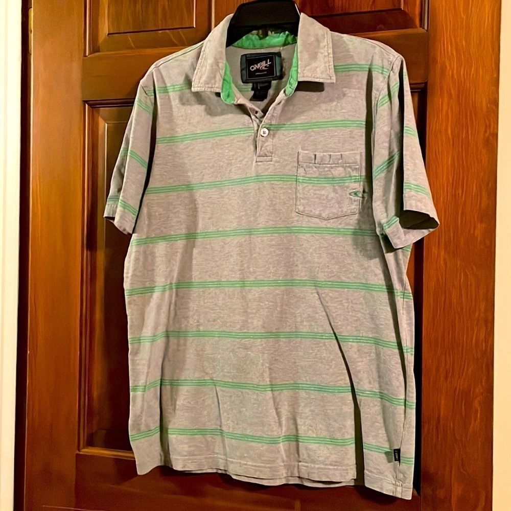 O’neill Men’s M, gray polo shirt w/ pocket green stripes. 100% Cotton NWOT Soft